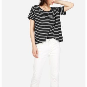 NWT Everlane Square Tee - size medium - NEVER WORN